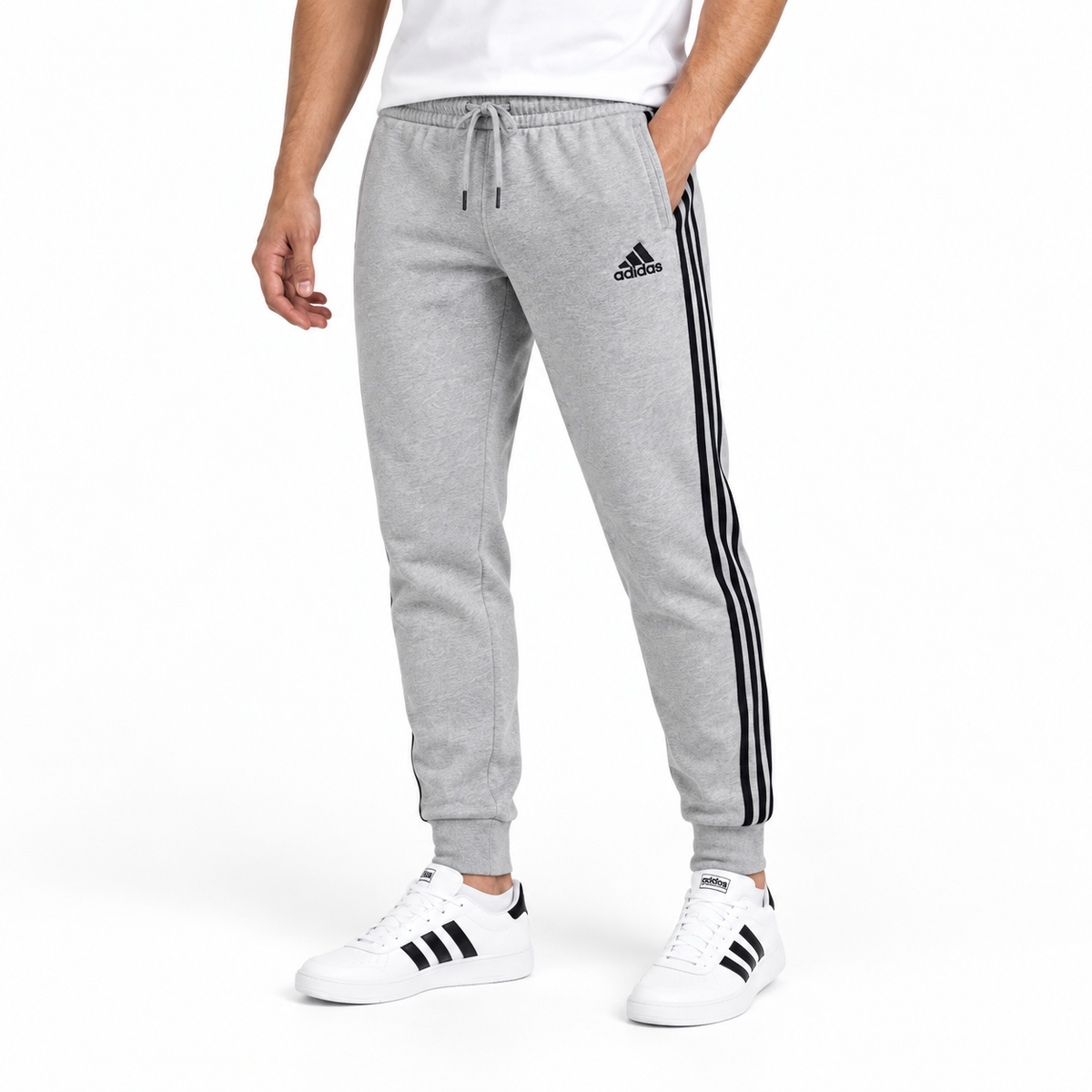 👖 Pantaloni Adidas Essentials 3-Stripes Fleece – Gri